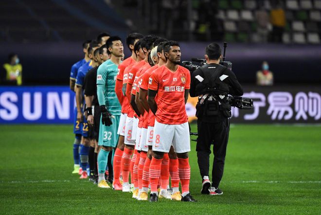 爱游戏官方入口-包含成都蓉城内部会议纪要流出：赛前绝杀压哨；亚冠使命明确；纪律约束更严格的词条