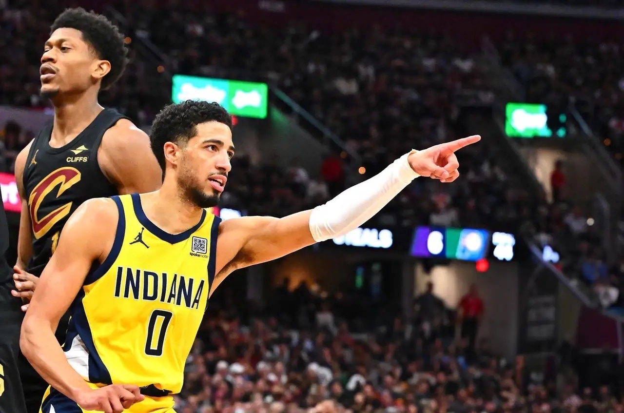 爱游戏网址-塞维利亚赛后临场应变；志在NBA常规赛名次提升；气氛紧张；球队文化再被提及的简单介绍